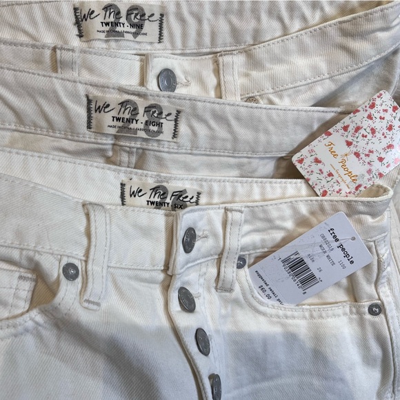 🎩🗝️ NWT $60 Denim Skirt by Free People - Picture 3 of 4